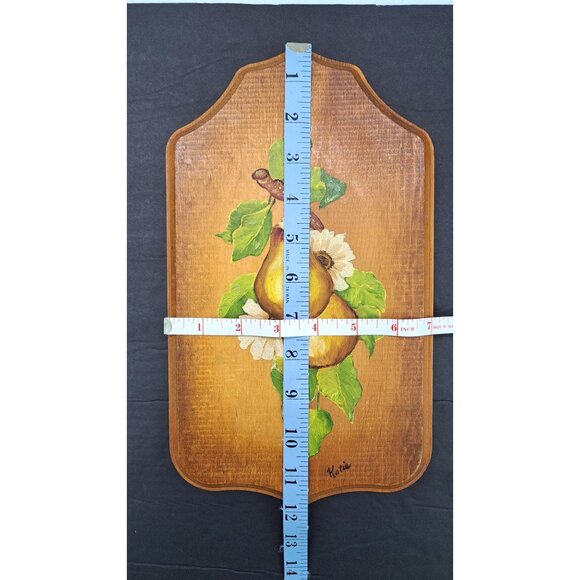 Vintage Hand Painted Pear Wood Plaque Fruit Painting Wood Kitsch Farmhouse Folk - Picture 7 of 7